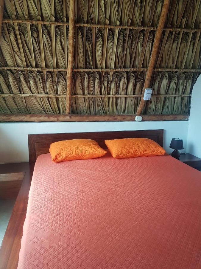 مبيت وإفطار Escuintla Mi Casa En La Playa المظهر الخارجي الصورة
