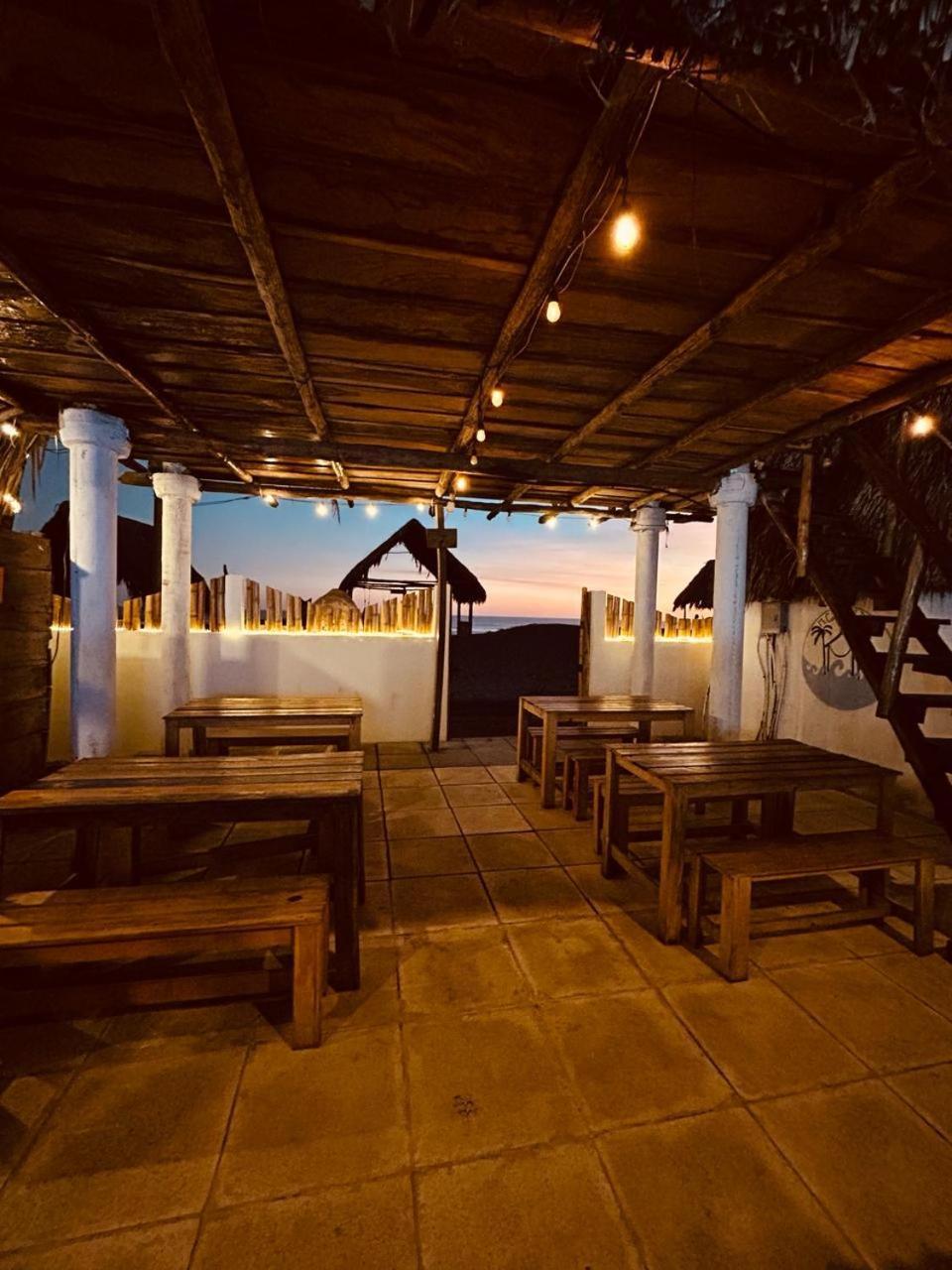 مبيت وإفطار Escuintla Mi Casa En La Playa المظهر الخارجي الصورة